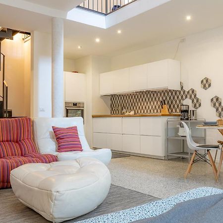 Moderno Loft A Due Passi Dal Lago Daire Torno Dış mekan fotoğraf